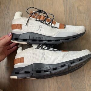 On Running Men's Cream and Brown Sneakers